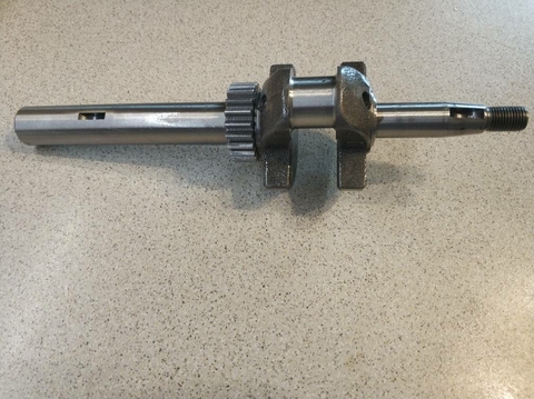 Коленвал Daewoo DLM 4600SP